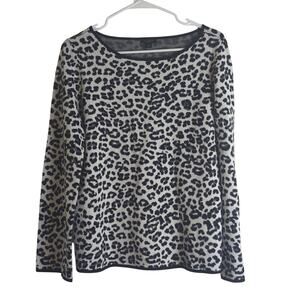 Animal Print Tight Knit Sweater  Women's Boxy Medium